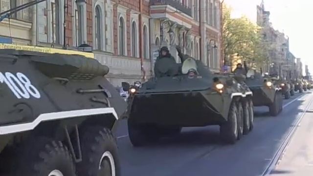 БТРы в  центре  Питера, military parade training,S-Petersburg