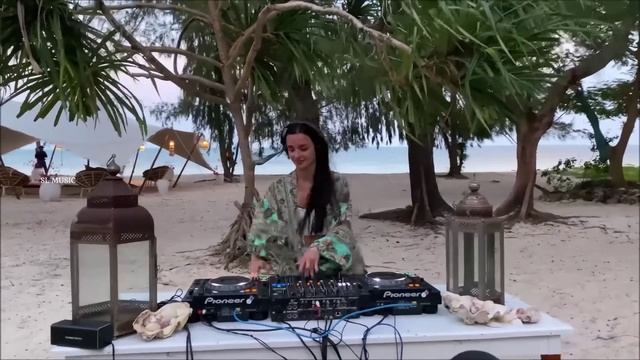 Heath Hunter - Revolution In Paradise Remix