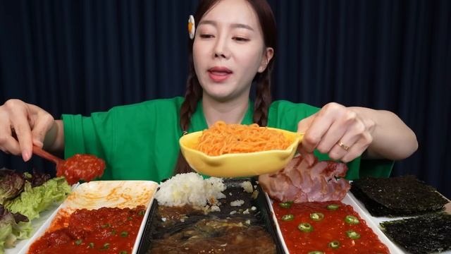 밥도둑 끝판왕 순살게장 3종세트 먹방! 미소가 잠든 사이 육퇴먹방🌙 Spicy Gaejang & Soy Sauce Marinated Crab Mukbang ASMR Ssoyoun