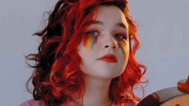 Алёна швец-первая Абьюзерша