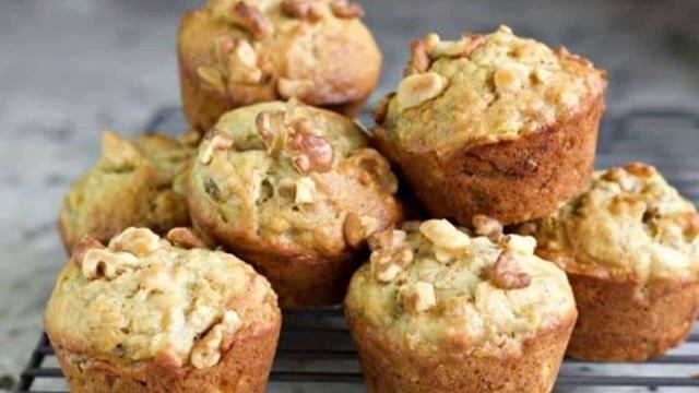 9 banana nut muffin