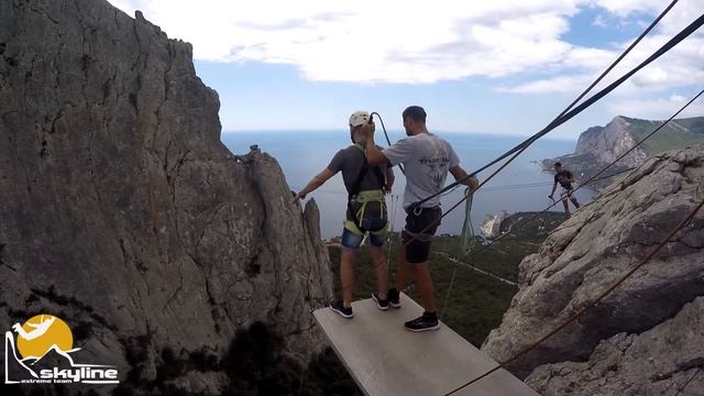 Марк Ilias-kay Rope jumping with Skyline x-team in Crimea