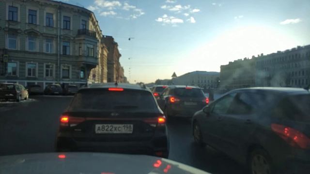 2021.03.22. Погода Петербург. 18:15. +2°.