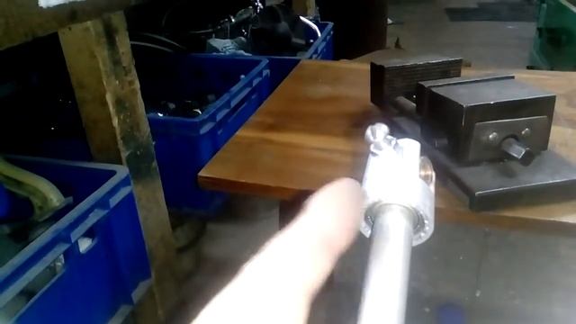 Поворотный механизм для ножеточки.