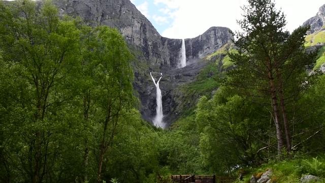 Mardalsfossen 2