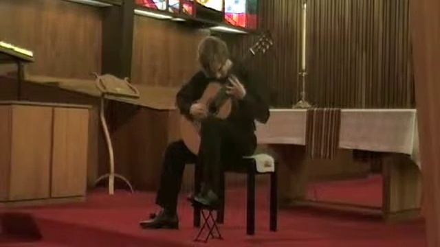 Torroba Sonatina, 2nd Movement - Matthew Lyons