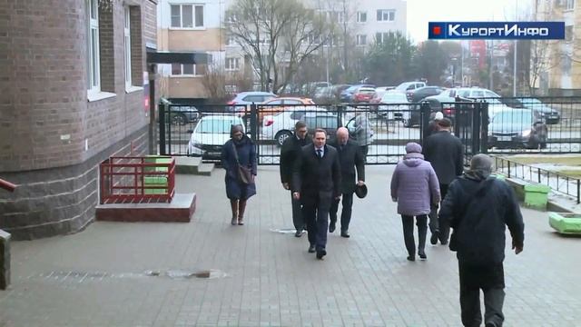 Первый день голосования на выборах президента России проходит в Курортном районе