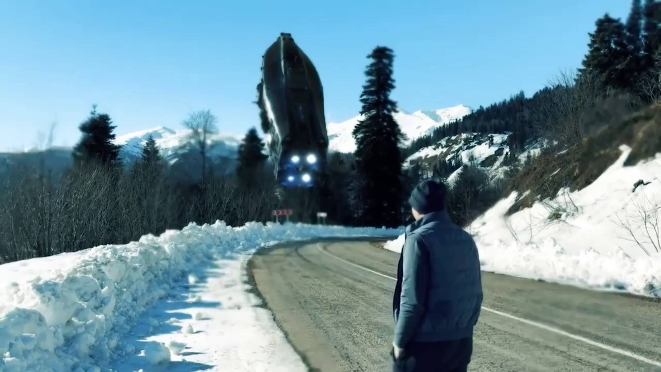 НЛО ! ПРИШЕЛЬЦЫ ! ВЕЗДЕ ! ВСЮДУ ! КРУГОМ !