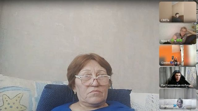 Надо научиться в этом жить