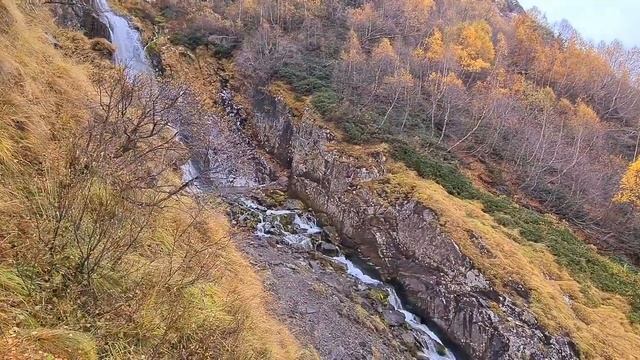 Чучхурский водопад в красках осени