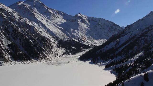 Большое Алматинское озеро. Kazakhstan. Almaty. Nature. Алматы. Кусочки нашей природы. Казахстан.