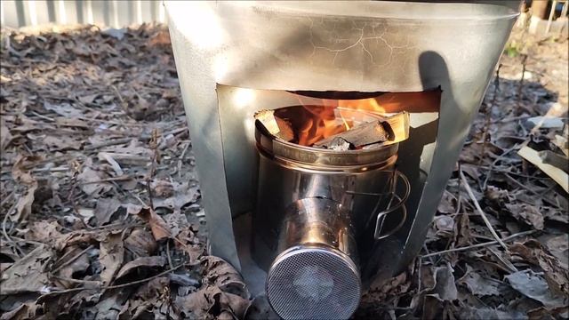 Сегодня приготовил корюшку на щепочнице!