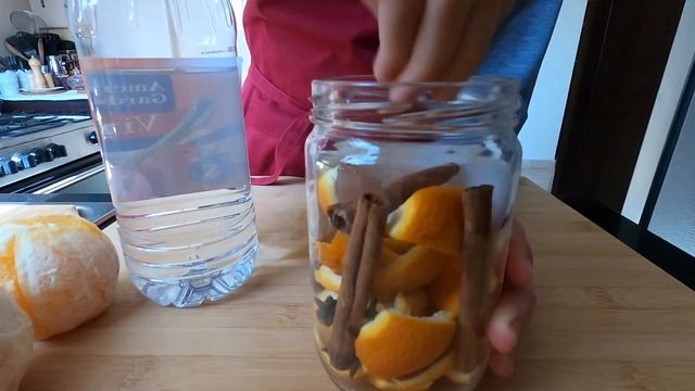 Homemade safe cleaner for kitchen surfaces | منظف لاسطح المطبخ منزلي الصنع آمن