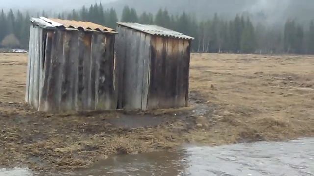 Затопление с.Сугаш. Туалеты за рекой! !