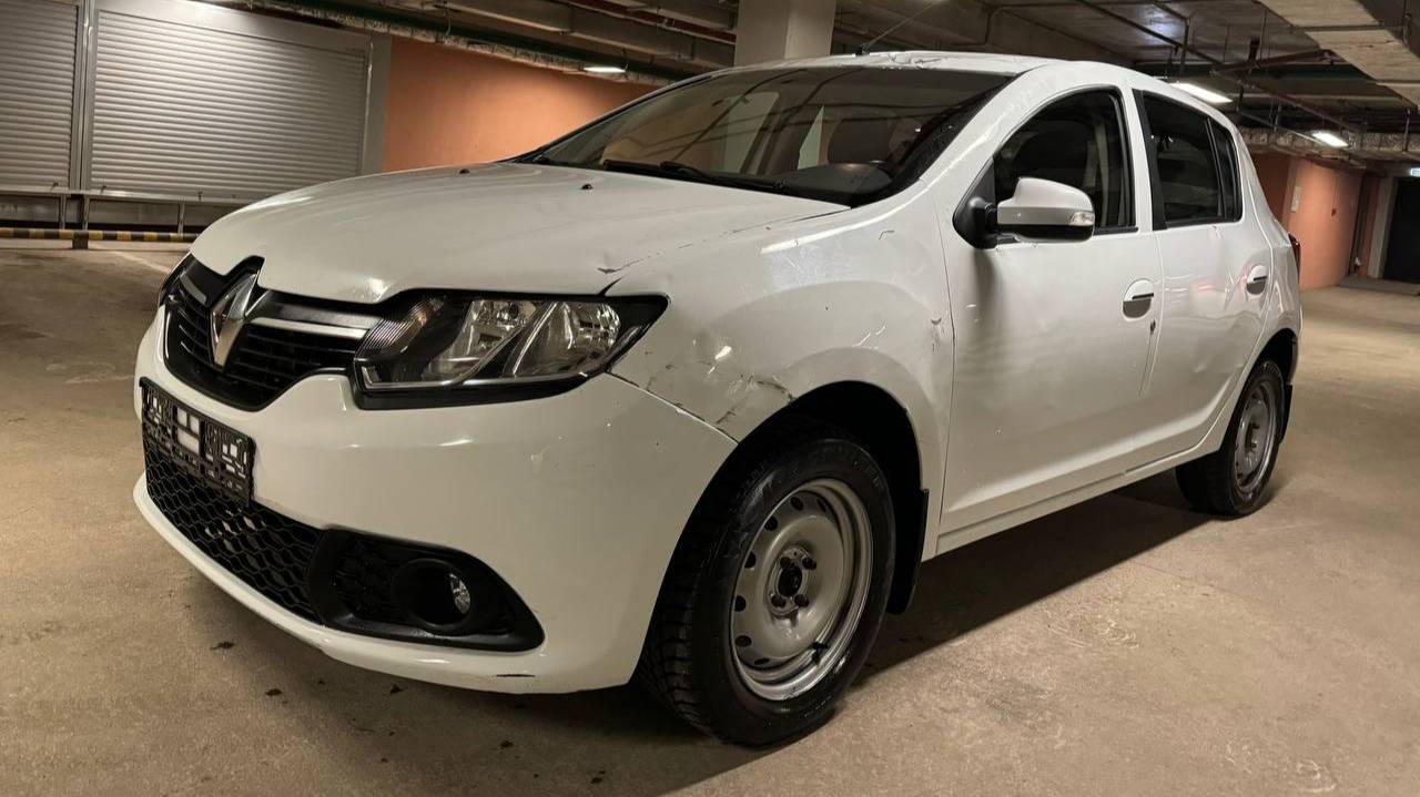 Renault Sandero; 1,6 AT; 2018; Белый