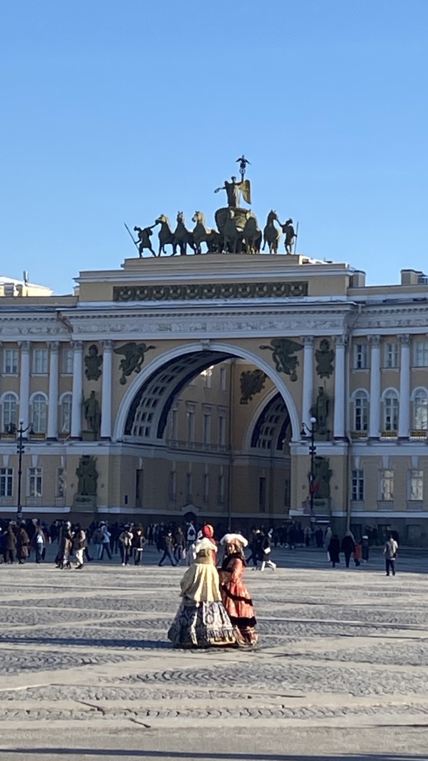 Санкт-Петербург. Круговой обзор Дворцовой площади (23.02.25)