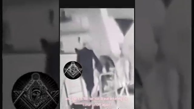 Кадры со съёмок "высадки на Луну"