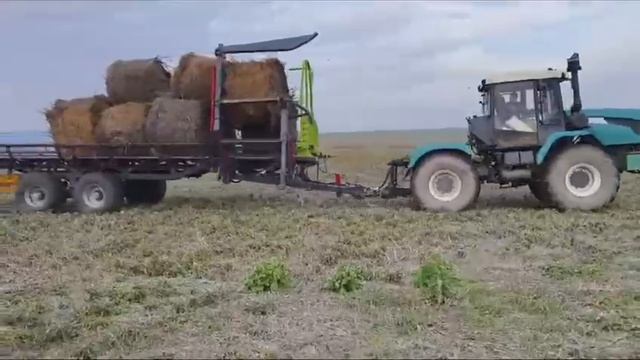 Тюковоз самозагрузочный ТВС-24