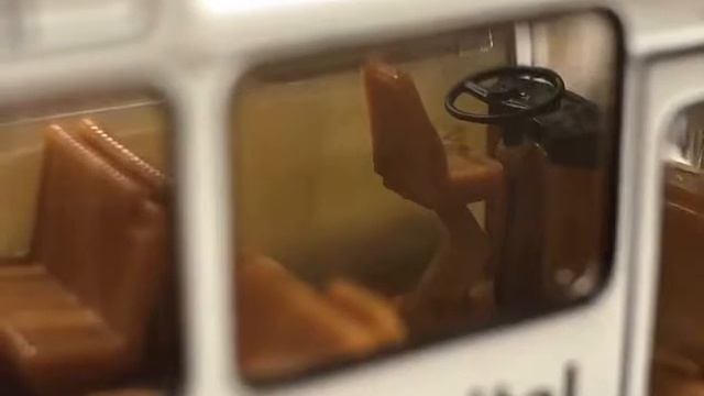 1/87 Scale Mercedes Bus(Brekina)