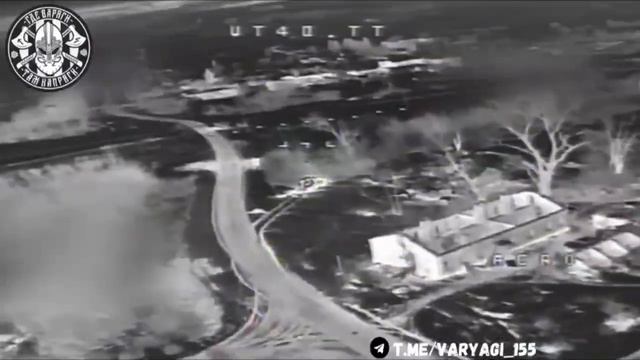 Бойцы разведывательно-ударной роты 155 гвардейской бригады морской пехоты поражают технику противник