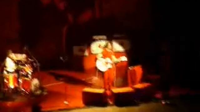 The White Stripes - We Are Gonna Be Friends (Live Glace Bay)