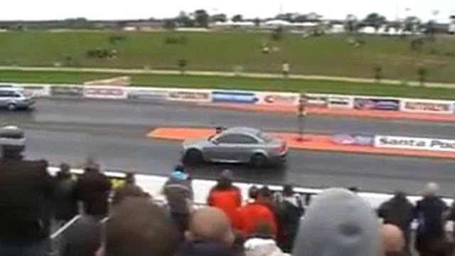 e30 combi vs  e90 coupe santa pod bmw show 2010