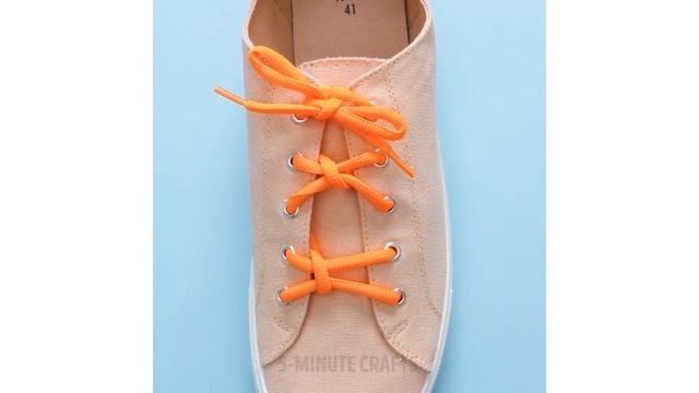 15 SMART SHOES HACKS || DIY WATERPROOF SHOES