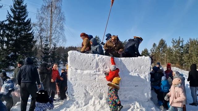 Масленица при храме.
23 февраля 2025 года.