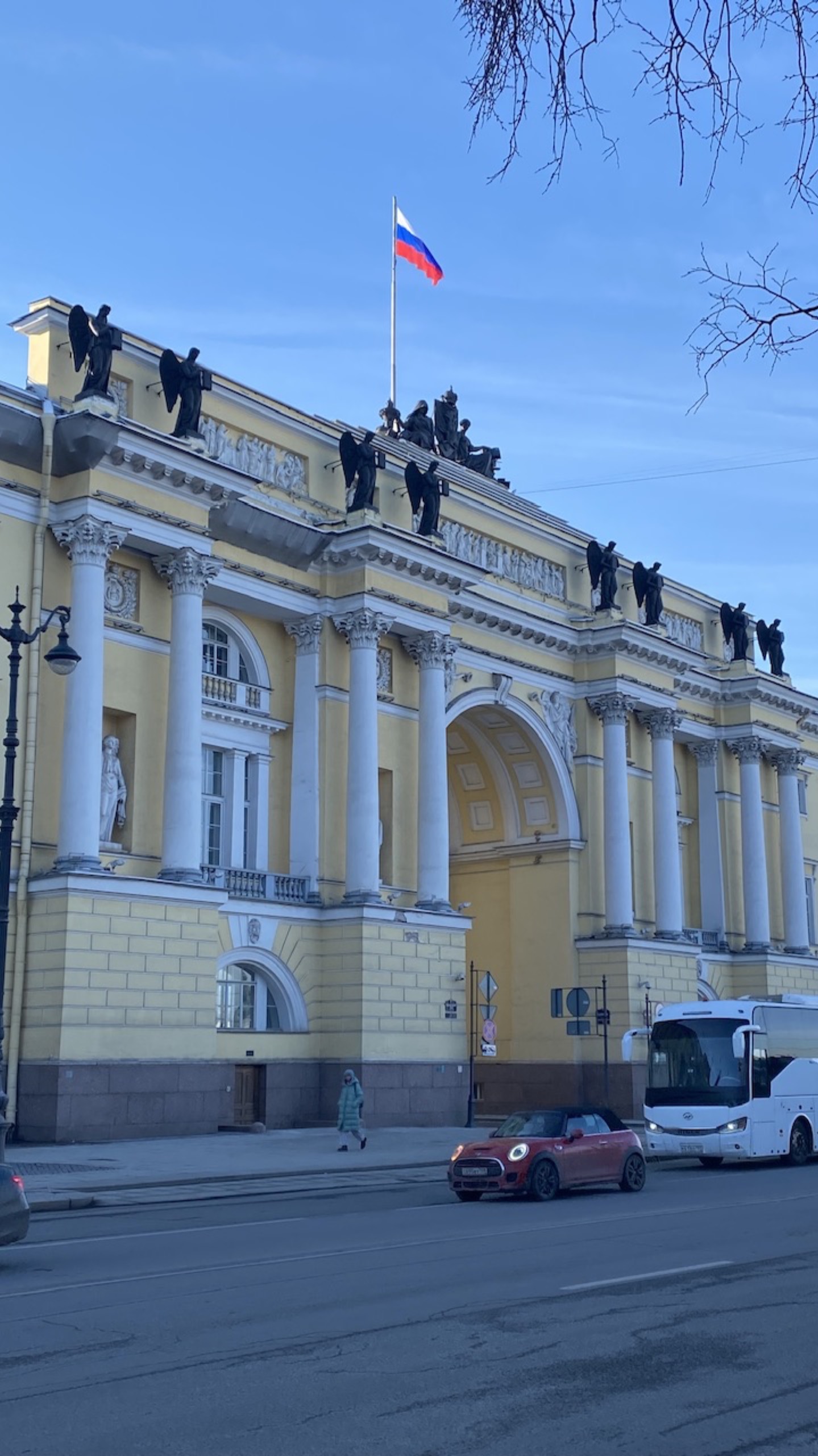 Город-история. Санкт-Петербург - бывшая столица Империи