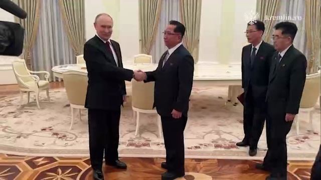 Владимир Путин встретился в Кремле с секретарём ЦК Трудовой партии КНДР Ли Хи Ёном.