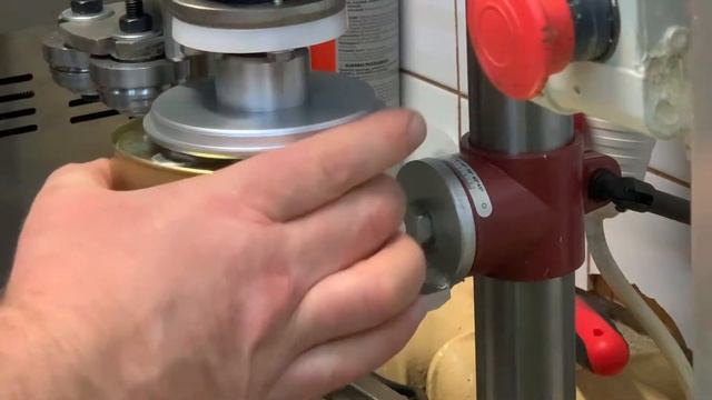 Nuostabaus skonio šernienos konservai su kruopomis