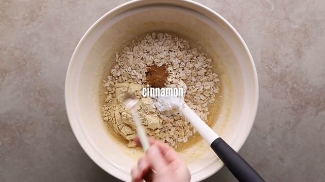 Baked oatmeal protein bars sweetened with banana