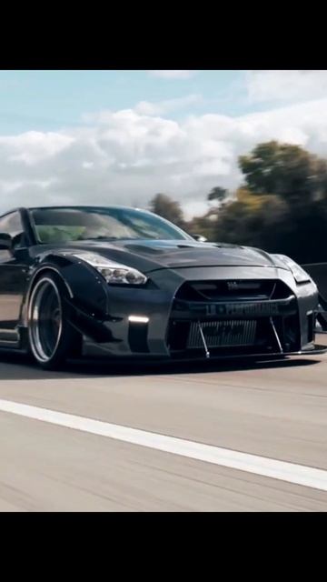 Nissan GTR