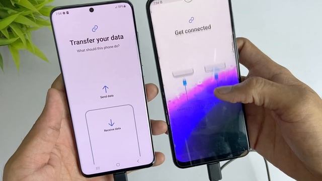 How To Transfer Data From OLD Samsung To NEW Samsung Device🔥