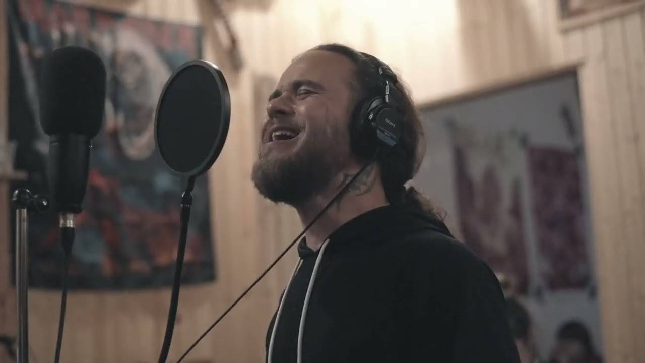 Между строк / SALVADOR feat. ОТВЕТЫ ВНУТРИ