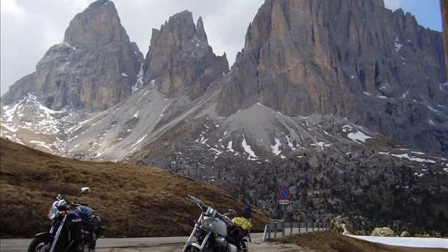 giro gruppo sella in moto