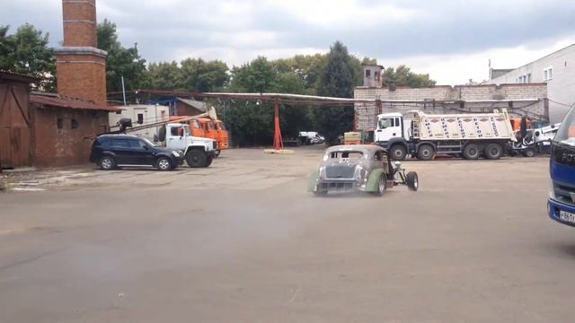 Поездка с ветерком на хот-роде от кастом-ателье КОЛЁСА ПОБЕДЫ