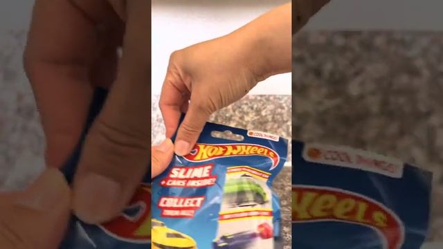 Dollar Tree Finds !!! Hot Wheels Mini Flick cars and pullback collect them all !!