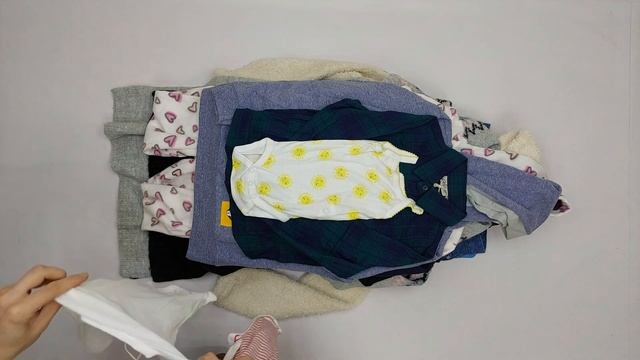 25991 Kids Алди всесезон детский Сток 13 пак 7кг. по 15.6€/кг. 72шт.