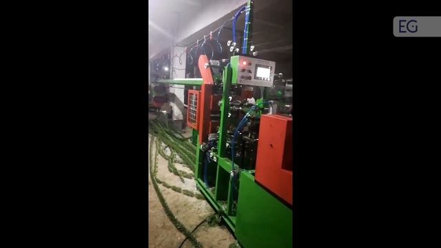 Видео работы станка для производства искусственных веток модель DW-ZT20