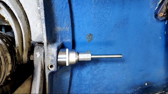 How to remove stuck Volvo Penta DP-E hinge pins with selfmade tool