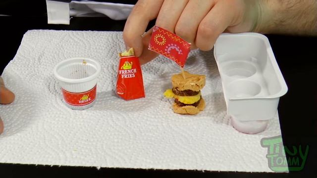 Mini Burger mit Pommes und Cola [Aus Japan] Ob es schmeckt???