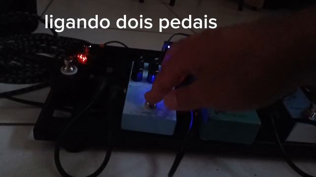 Teste Pedal Mini Universe da M Wave + Phaser da Black Bug