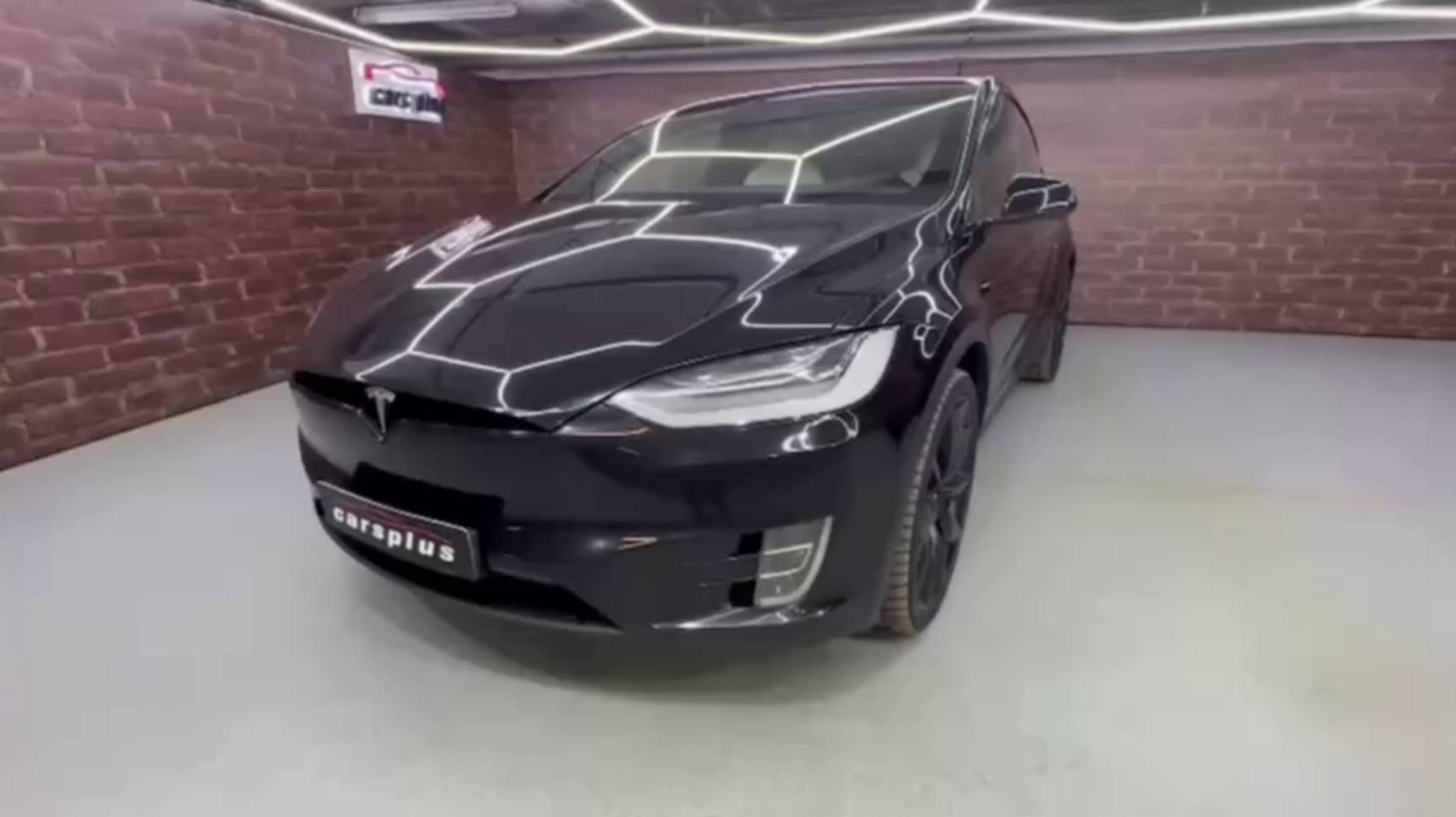 В наличии Tesla X👇