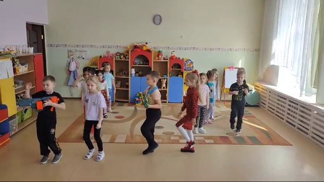 Папу мы поздравим!