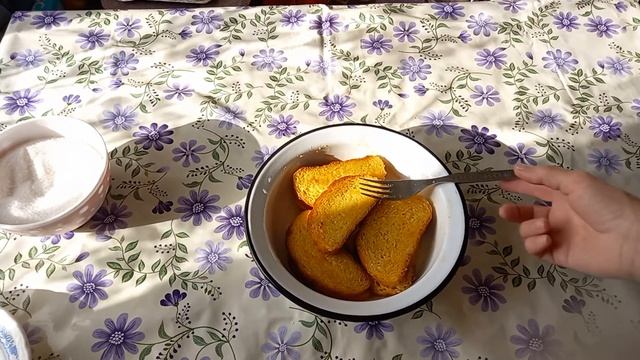 Быстро просто вкусно ,хоть на завтрак ,хоть на ужин. Жареные булочки.
