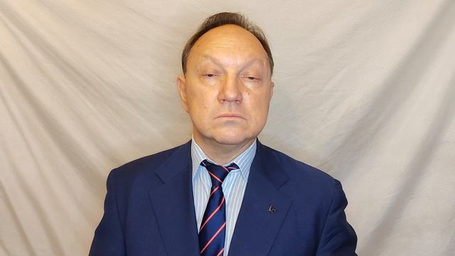 Рябов Виктор / ЧИНОВНИК