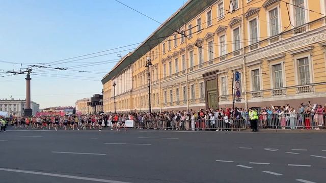 ЗАБЕГ «БЕЛЫЕ НОЧИ» | САМЫЙ КРУТОЙ МАРАФОН СТРАНЫ