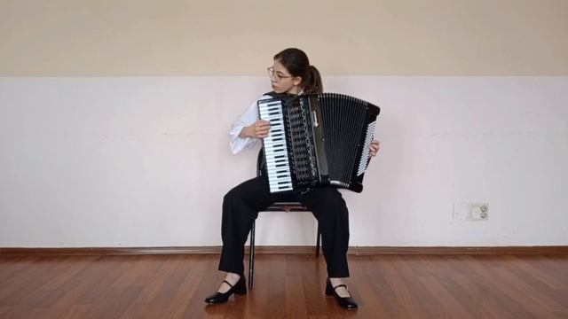 И.С.Бах "Маленькая прелюдия и фуга фа мажор" исп. Захаренко Екатерина II курс