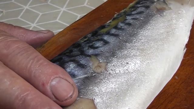 Нежнейшие ароматные и прекрасные на вкус ломтики скумбрии пикантной
